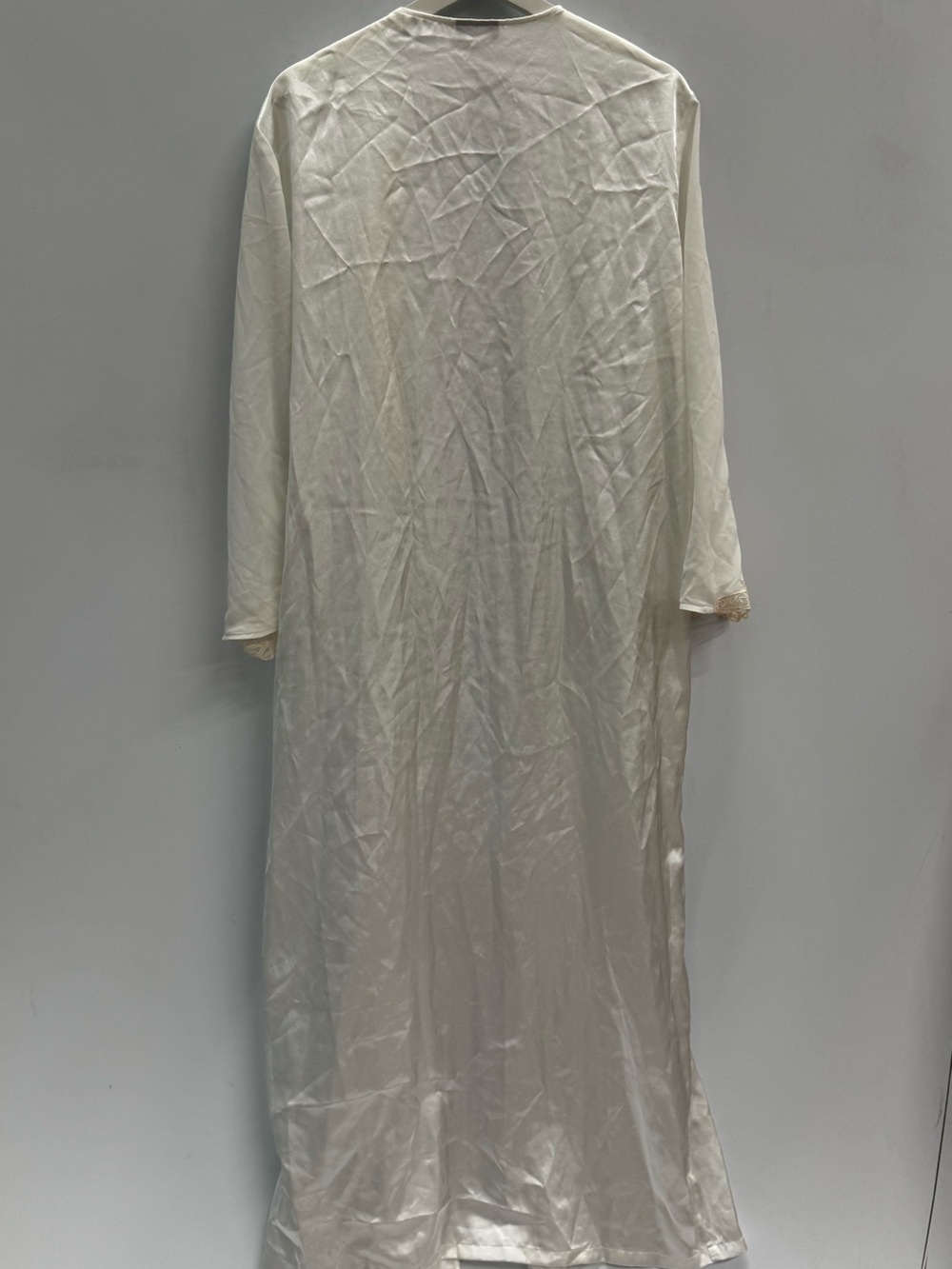 ivy & annabelle intimates white/ivory satin robe with Cream Lace Trim medium - Picture 6 of 6